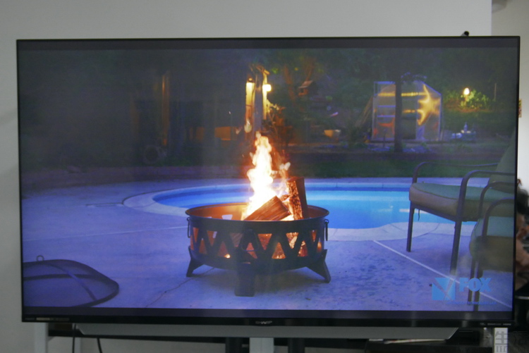 电视超窄边框和全面屏,夏普旷视s60价格