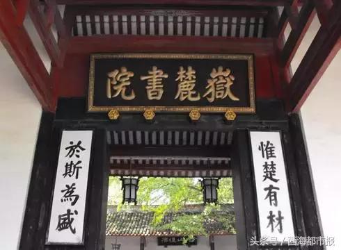 西宁至武汉直达动车即将开行,西宁至乌鲁木齐加开列车