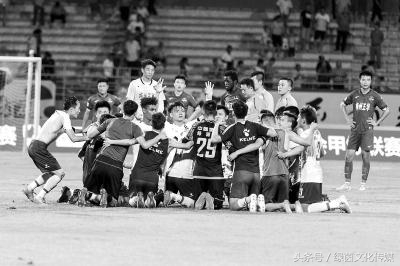 你为什么会喜欢足球呢,你永远不知道我们为什么喜欢足球