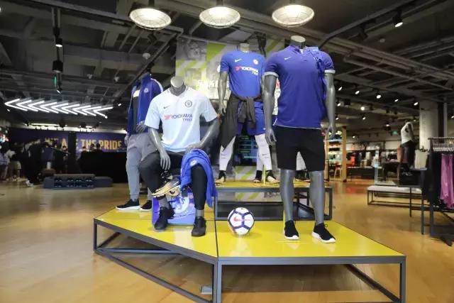 就是“傲娇”，新蓝血人的中国首秀｜耐克在京举办切尔西新球衣发布暨球迷见面会