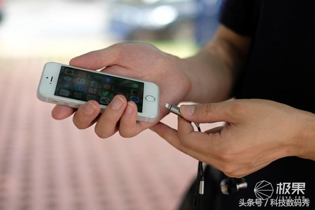 1more项圈降噪蓝牙耳机测评,通勤入耳蓝牙耳机推荐