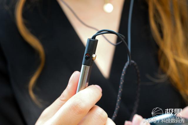 1more项圈降噪蓝牙耳机测评,通勤入耳蓝牙耳机推荐