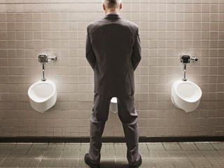 尿泡多就一定是蛋白尿吗,一泡尿从黄到清正常吗