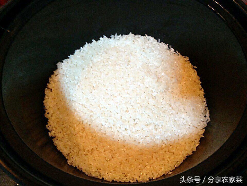 电饭锅饭煮糊了怎样修,饭煮糊了怎么去除糊味