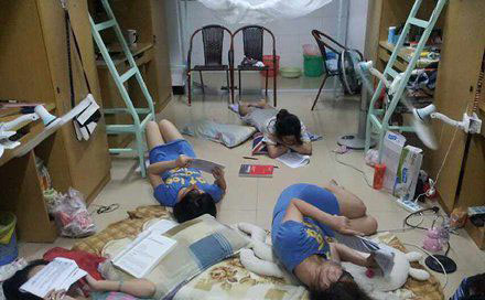 怀念大学宿舍的日常,怀念校园生活宿舍视频