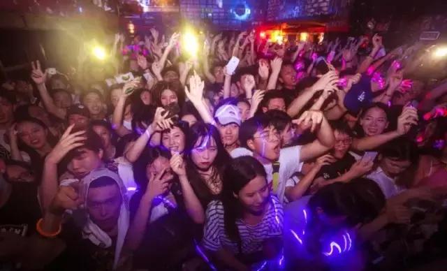 武汉doooobeer酒吧,武汉imhan酒吧全国排第几