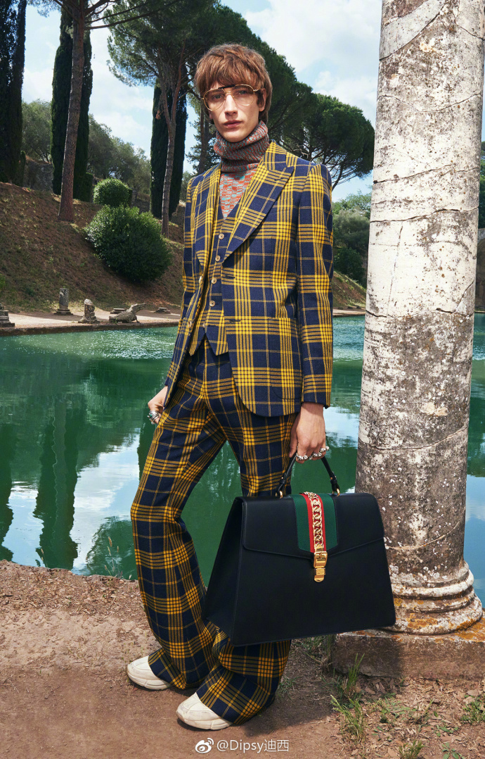 gucci2018早秋男图片,gucci2018春夏文艺复兴