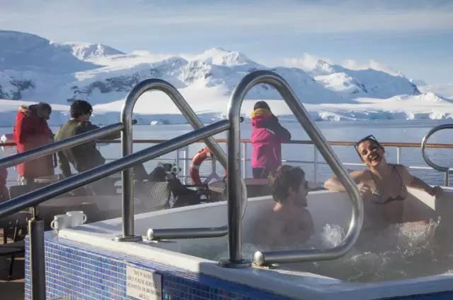 极地探险队员,极地探险邮轮旅行