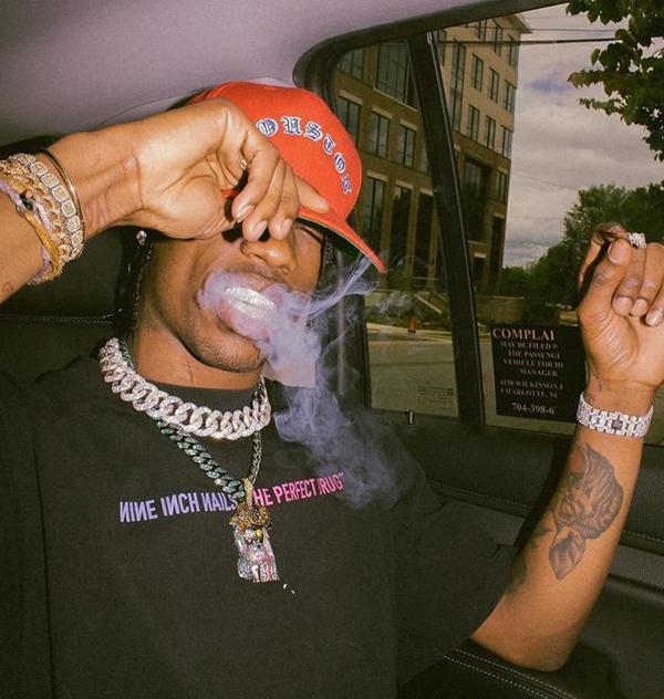 嘻哈风怎么搭配,嘻哈风应该穿什么裤子