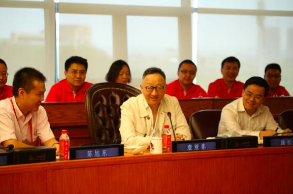 袁亚非收购乐语通讯,三胞集团袁亚非哪个大学