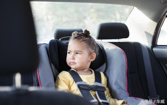 安全座椅侧翼保护重要吗,安全座椅材质重要还是认证重要