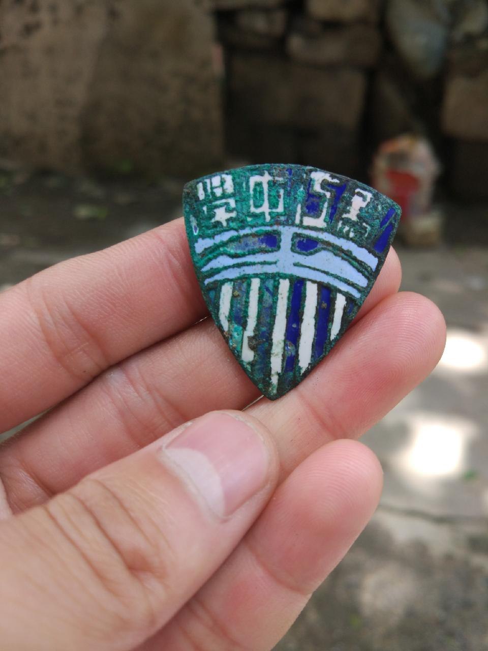 吓着你，安顺黔江中学这么大来头