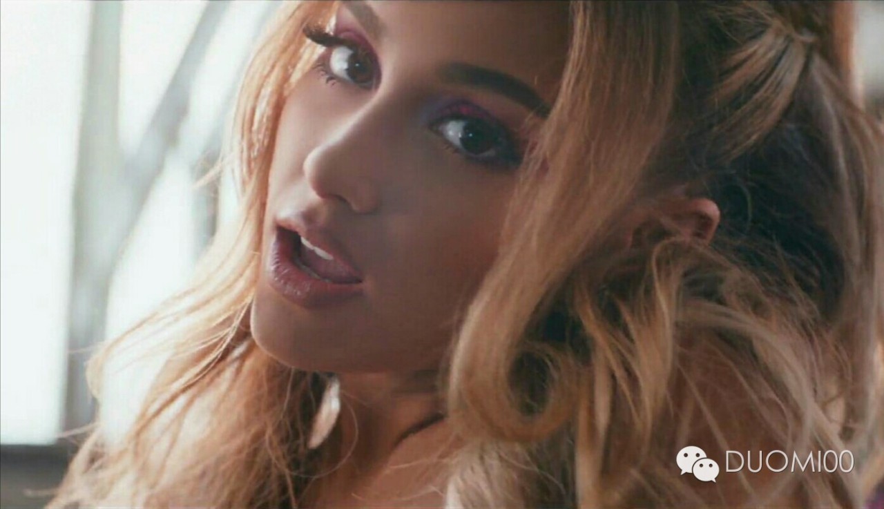 因为看起来很贵，所以叫吃土色，美的低调而优雅