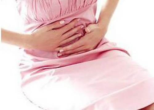 脸上长*褐斑黄**，可能是卵巢囊肿的早期信号，1方法可辨别