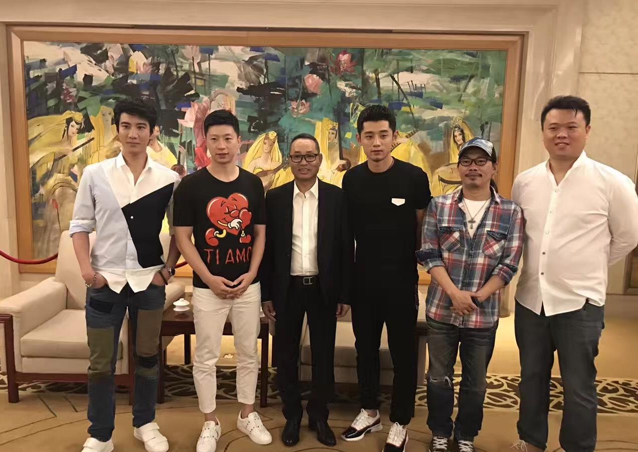 中国乒乓球马龙对战张继科,马龙王力宏张继科