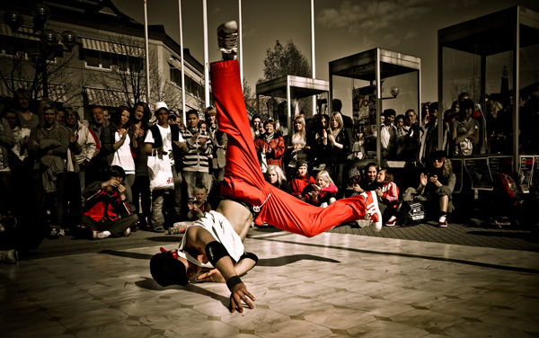 嘻哈风怎么搭配,嘻哈风应该穿什么裤子