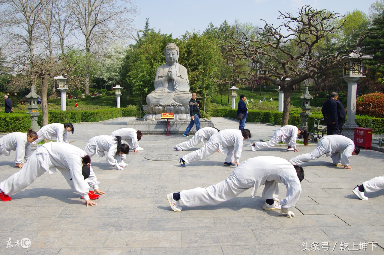 何谓易筋经,什么是易筋易骨易髓