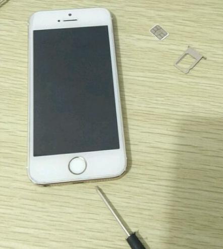 娌℃妧鏈氨鍒幓浣滄,鏂颁拱鐨刬phone鍒潃鎬ユ媶