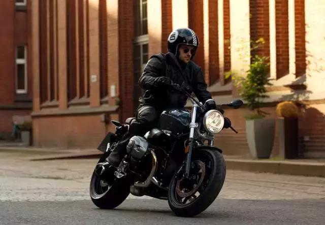 2020款宝马街车r1250r多少钱一台,2020款宝马摩托车r1250r落地价