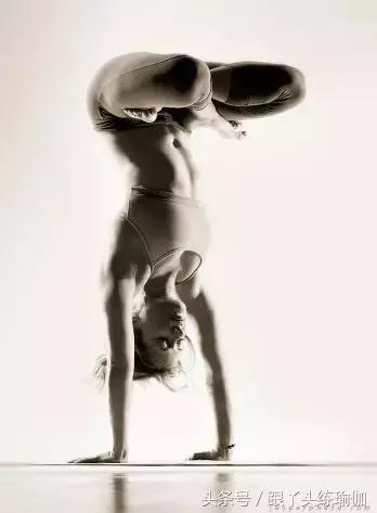 最简单的高难度动作倒立,倒立后弯的体式