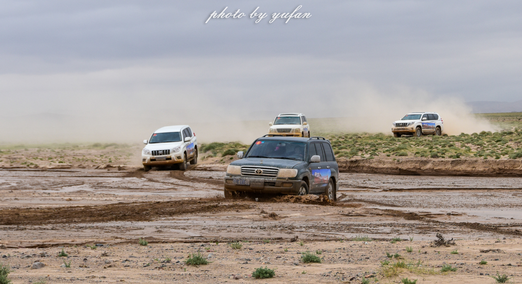 无人区穿越多少公里,无人区穿越和荒野求生哪个难