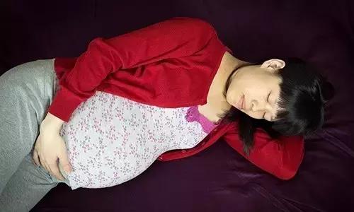 腰痛吃药治标不治本,腰痛怎么办五个动作让你不再难受