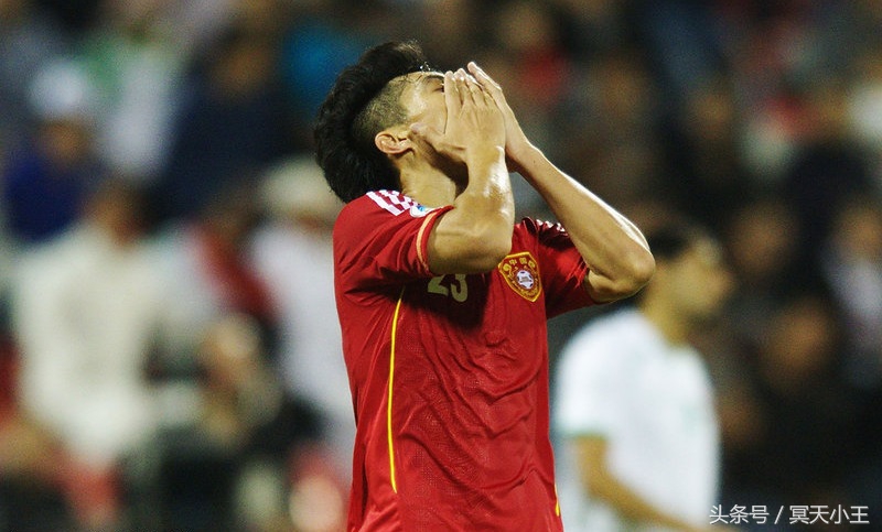 高丰文国足黑色三分钟,中国国足黑色三分钟