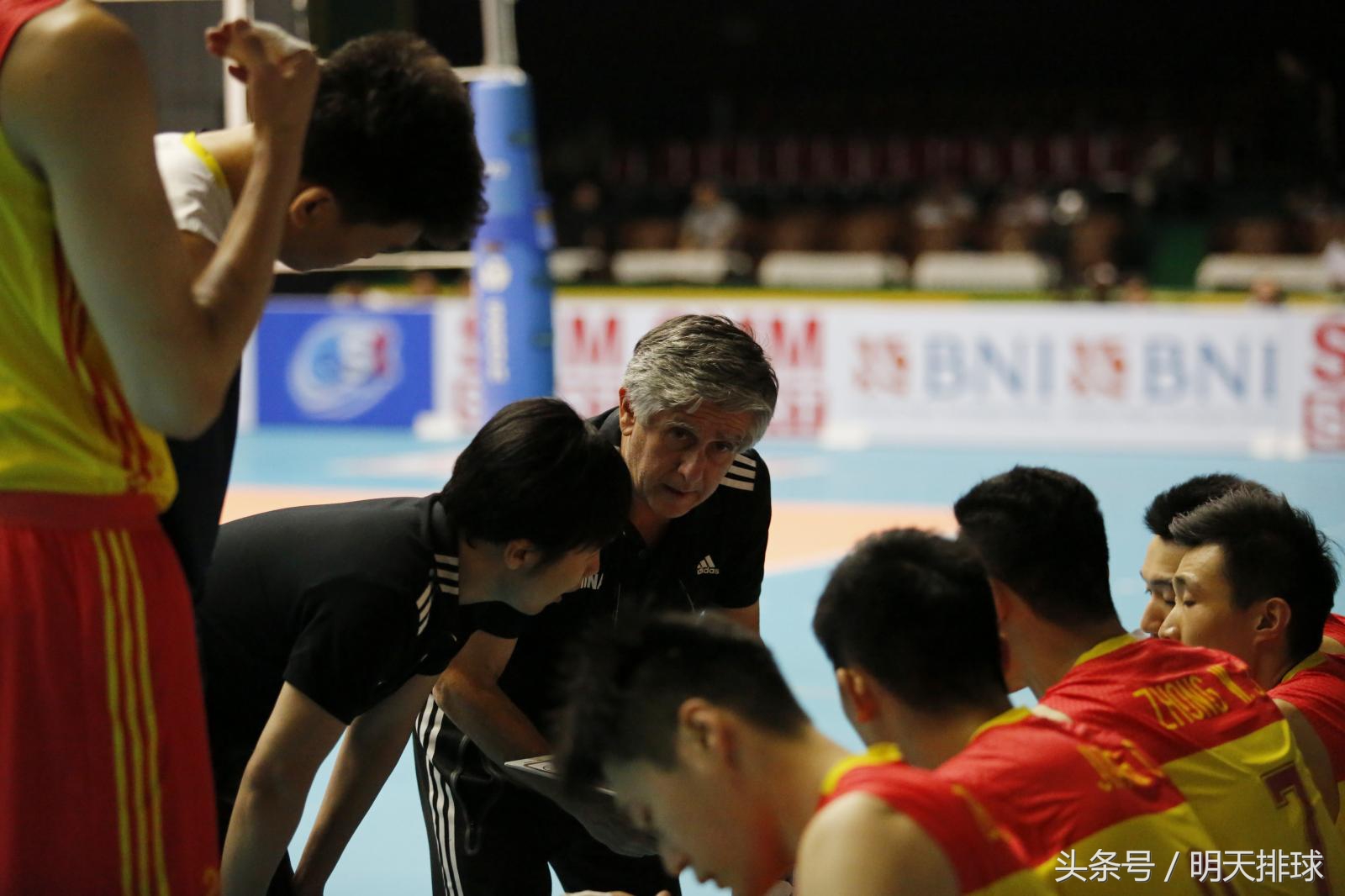 亚锦赛男排半决赛对阵伊朗赢了吗,2021男排亚锦赛中国对伊朗