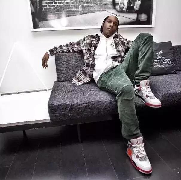 你以为的超级巨星,你以为超级英雄真的会保护世界吗