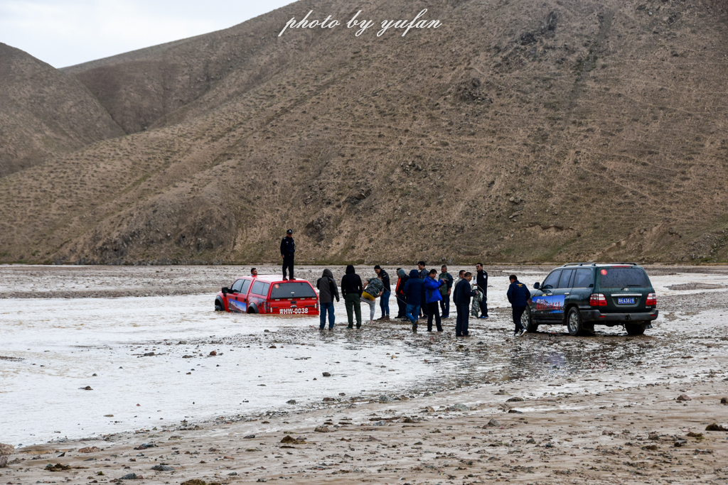 无人区穿越多少公里,无人区穿越和荒野求生哪个难