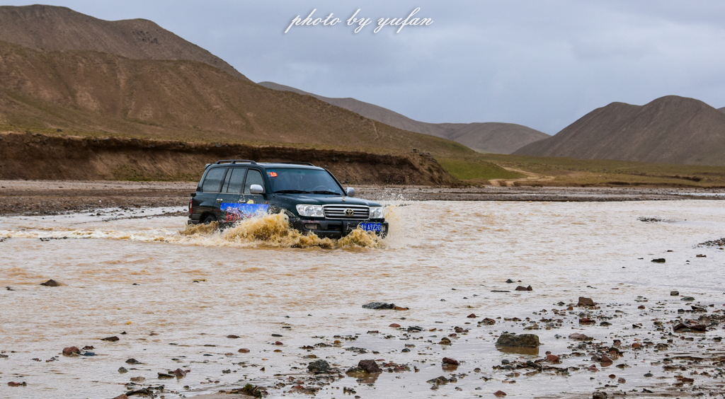 无人区穿越多少公里,无人区穿越和荒野求生哪个难