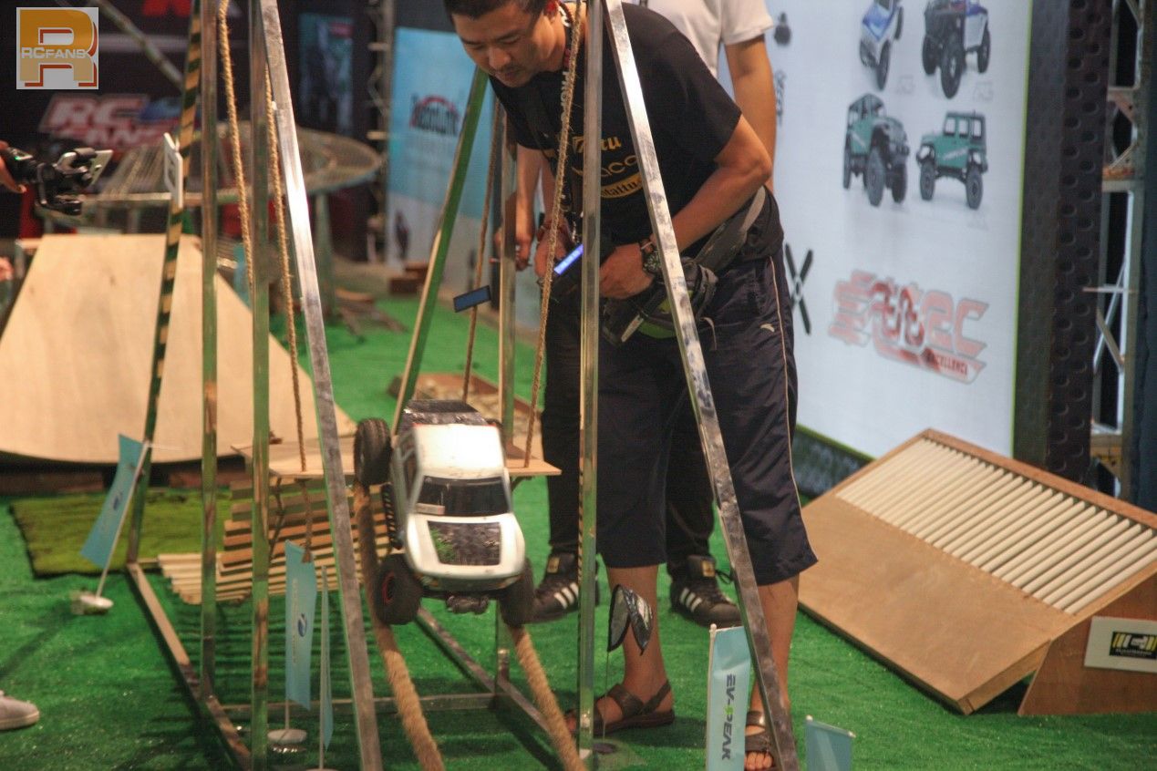 中国2018遥控攀爬车比赛,伟力越野车比赛