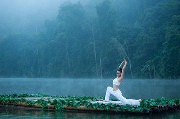 六大方法有效去除妊娠纹！收藏了！