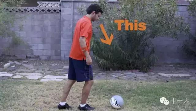 如何养成带球抬头的习惯,带球抬头观察的训练