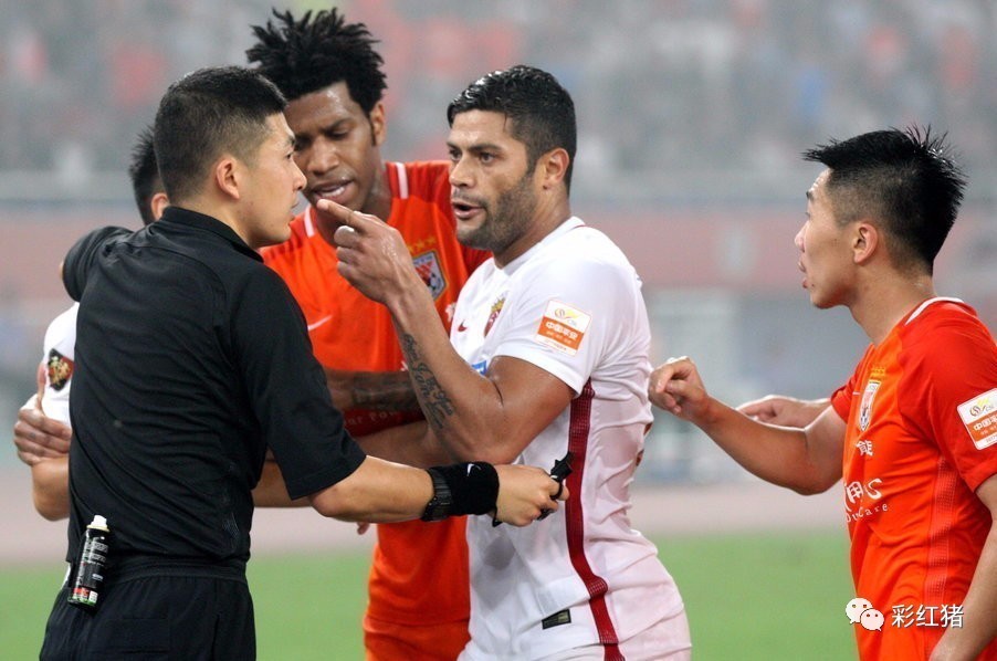 彩红舍论：中超怪现象之不趁机倒地诬陷就是好人？