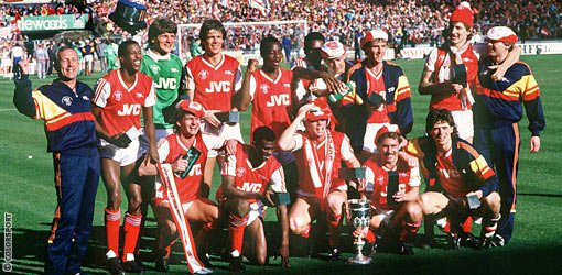 为什么中超球队老是改名字,目前中超球队各队名字