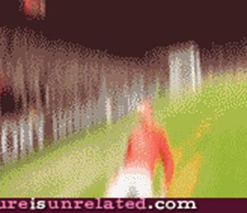 踢球gif爆笑,足球搞笑的gif