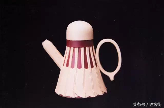 13岁技艺成熟今耄耋之年仍在探索连赝品都炒到几十万