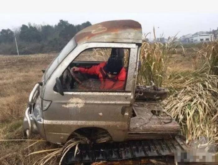 哈飞最大面包车,一辆奔驰大g一辆路虎