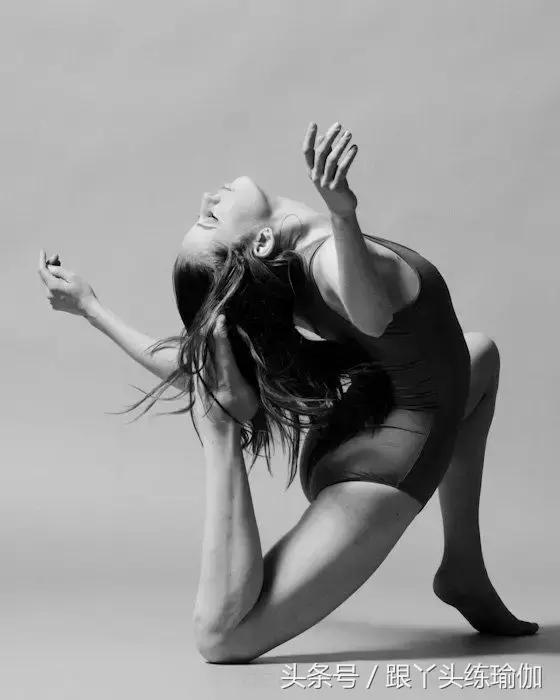 最简单的高难度动作倒立,倒立后弯的体式