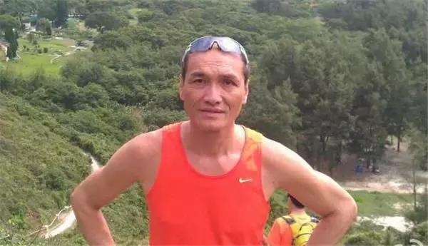 还记得《我和僵尸有个约会》的孔雀大师吗？曾和林正英斗过法