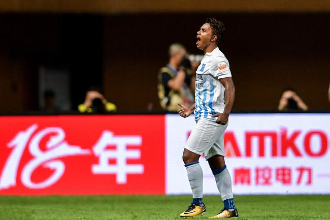 广州富力对阵恒大首发,广州德比富力vs恒大3:3