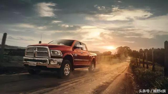 战斗力爆表的战车,道奇公羊2500powerwagon测评