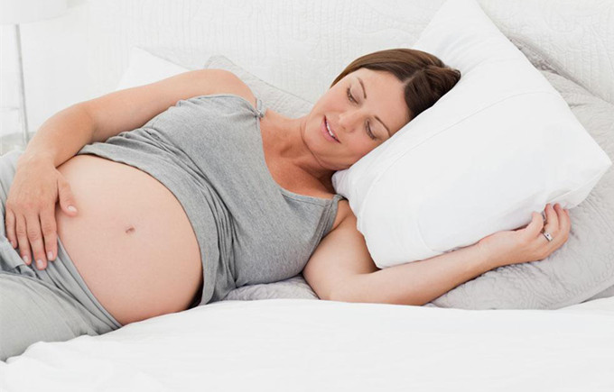 孕33周非常有规律胎动,孕33周胎动很轻微正常吗