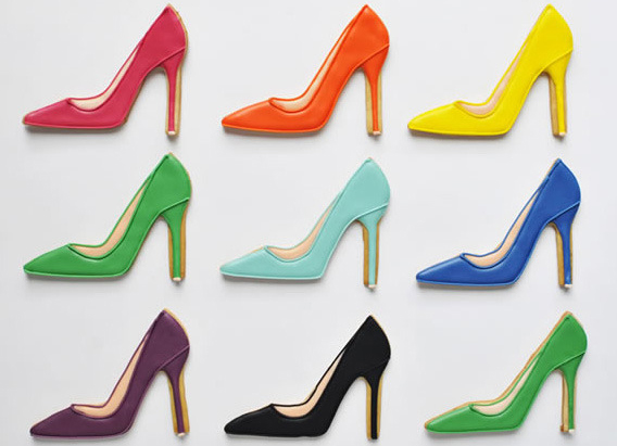 新买的高跟鞋怎么避免磨脚小妙招,高跟鞋前面很硬磨脚怎么办