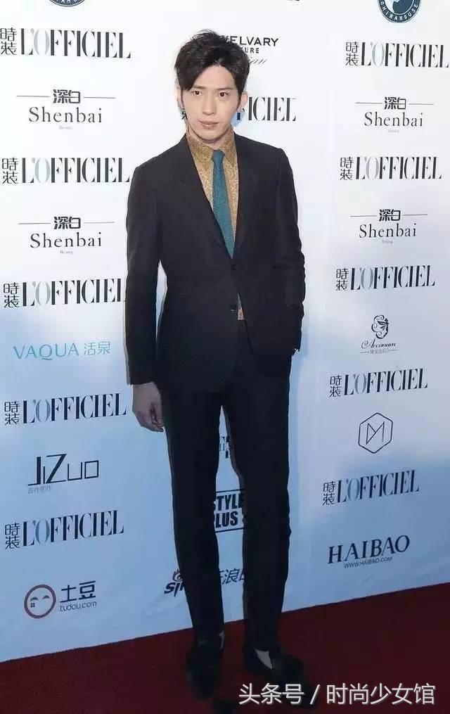 张翰鹿晗,鹿晗渔网背心