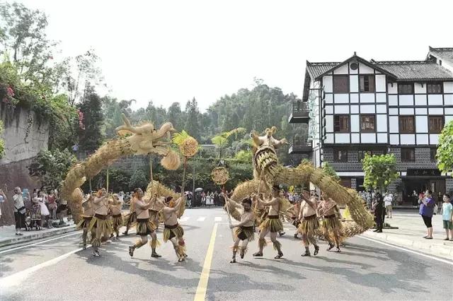 乐山夏季又避暑又好吃的地方,乐山本地人都去哪里吃美食