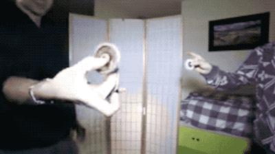 指尖陀螺风靡全球,炫酷指尖陀螺玩具