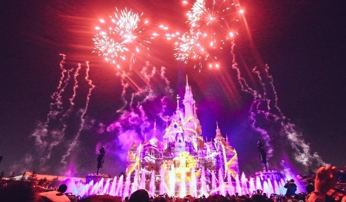 上海迪士尼自驾停车攻略,上海迪士尼游玩攻略最新