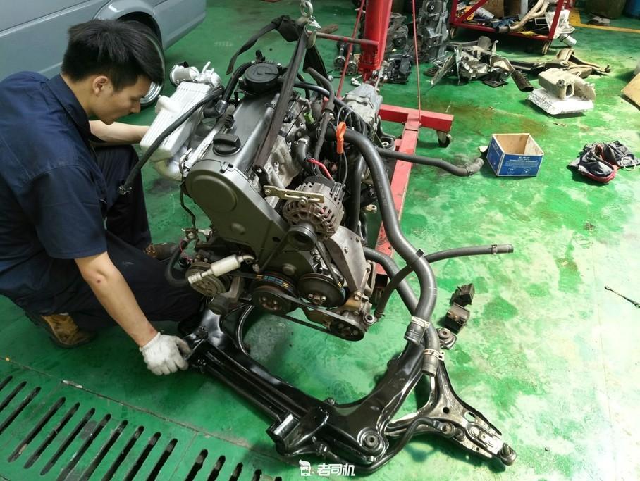 一代神车桑塔纳,一代神车修复